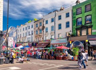 Đi du lịch Anh nên mua gì về làm quà? Một số lưu ý quan trọng khi mua sắm Đi du lịch Anh nên mua gì về làm quà? Một số lưu ý quan trọng khi mua sắm